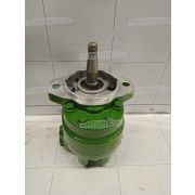 Насос John Deere