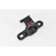 Прижим A02XY / AH218547 ножа регулируемый жатки (600 Series, 930D,936D) Шумахер